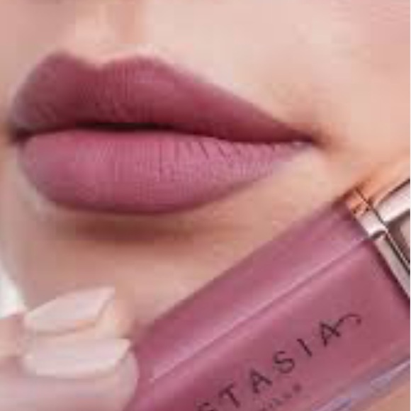 ⚡️💕Anastasia Beverly Hills Rosy Mauve Lip Velvet - Picture 5 of 10